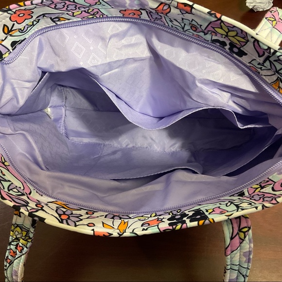 VERA BRADLEY SMALL TOTE - Picture 5 of 5